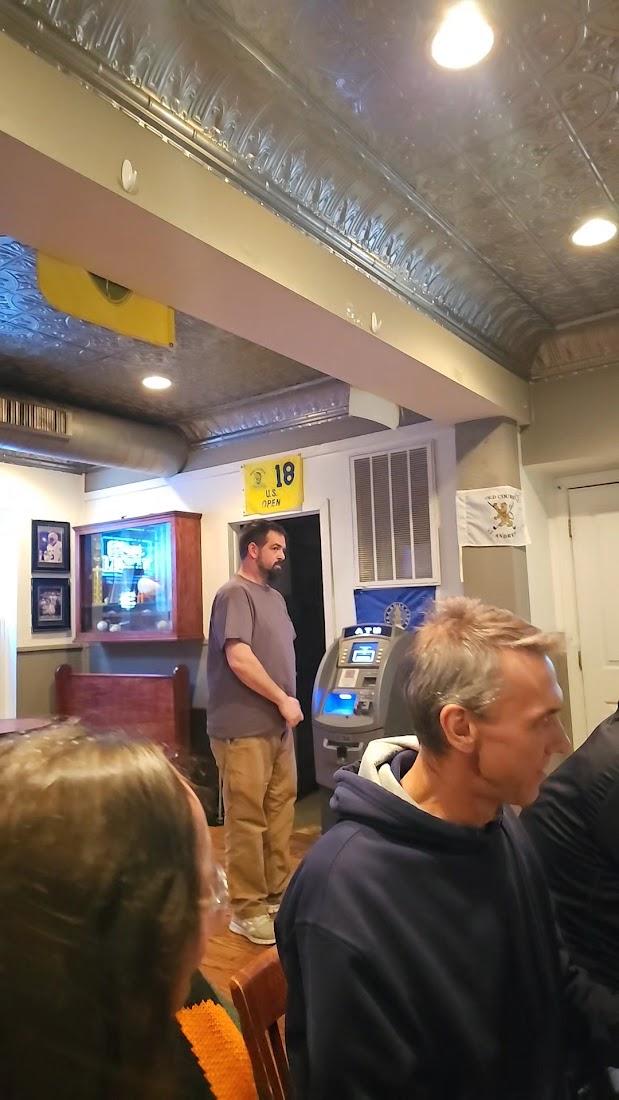 B L's Tavern